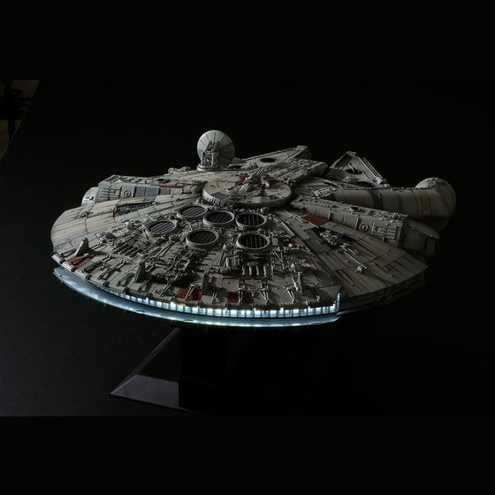 Load image into Gallery viewer, 1/72 - Star Wars - Perfect Grade Millennium Falcon Model Kit - MINT IN BOX
