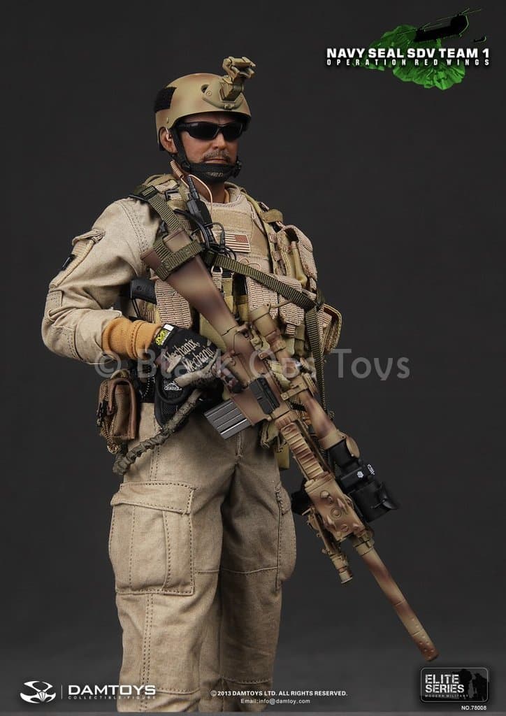 Load image into Gallery viewer, Navy Seal SDV Team 1 Operation Red Wings - MINT IN BOX
