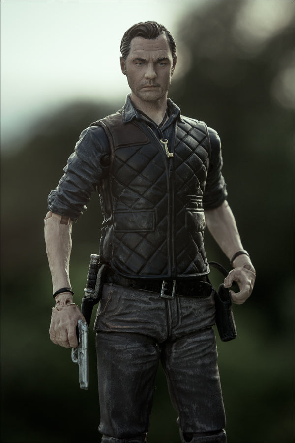 Load image into Gallery viewer, 5 INCH SCALE - TWD - The Governor w/Survival Gear Set
