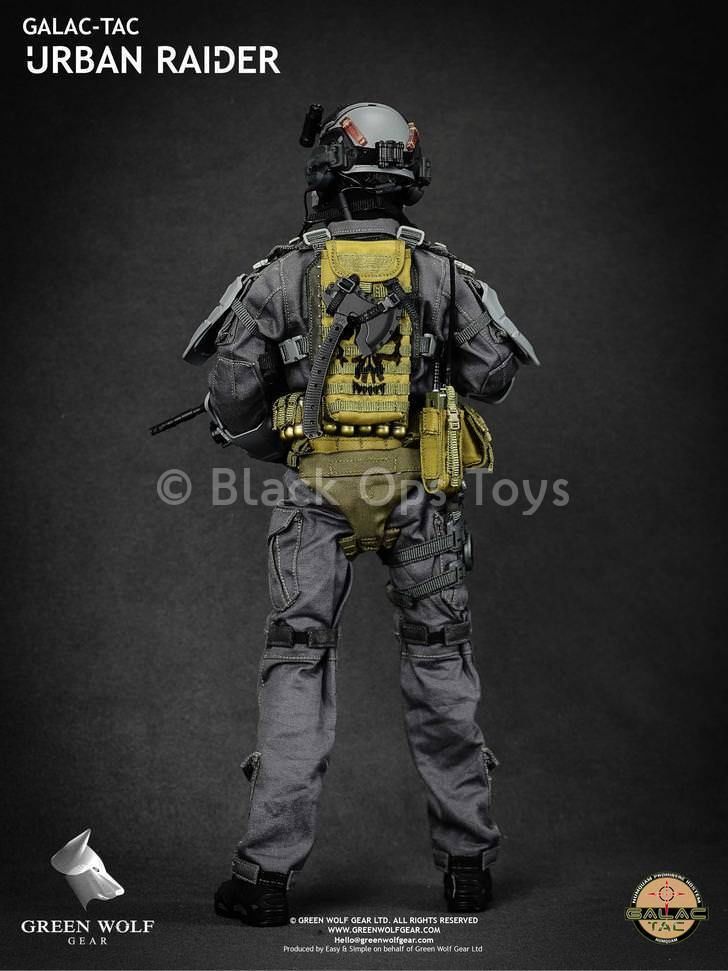 Load image into Gallery viewer, Galac-Tac - Urban Raider - Green Gloved Hand Set
